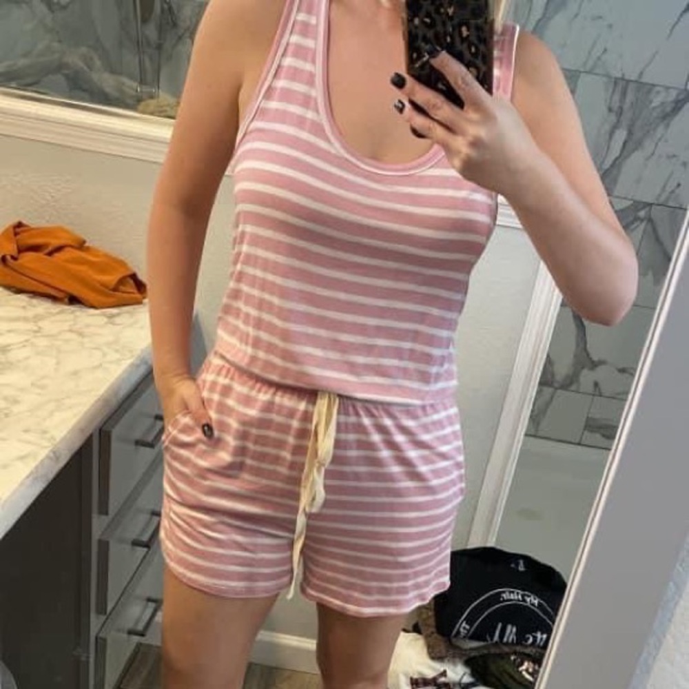 Striped romper - Picture 2 of 2